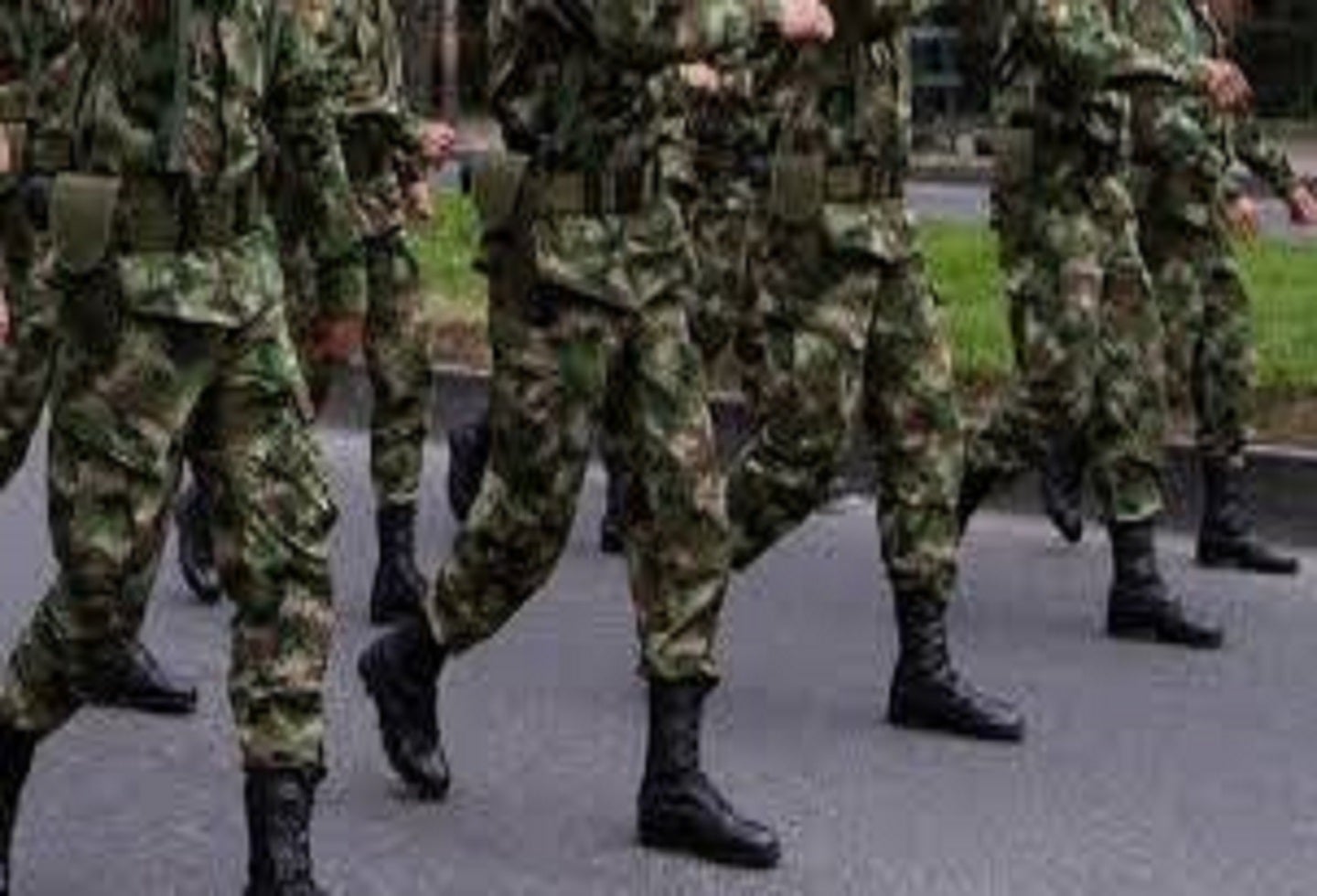 Militares