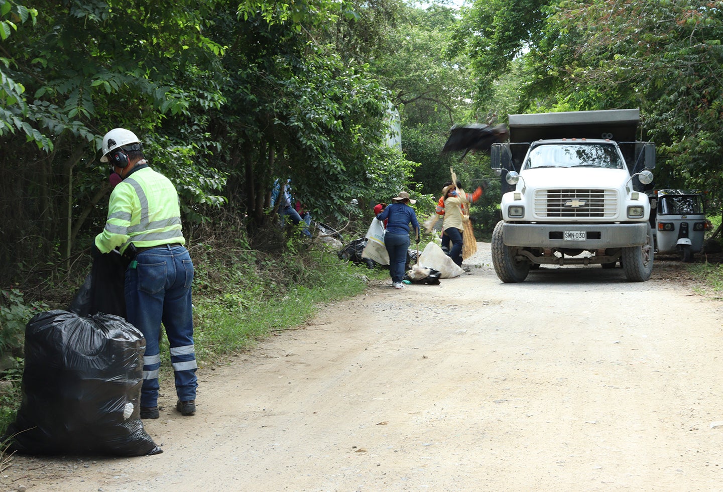 Voluntariado de limpieza y recolección de residuos