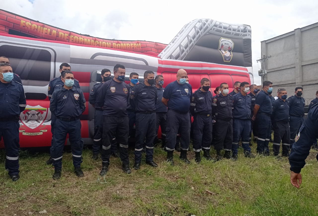 Dotación de bomberos