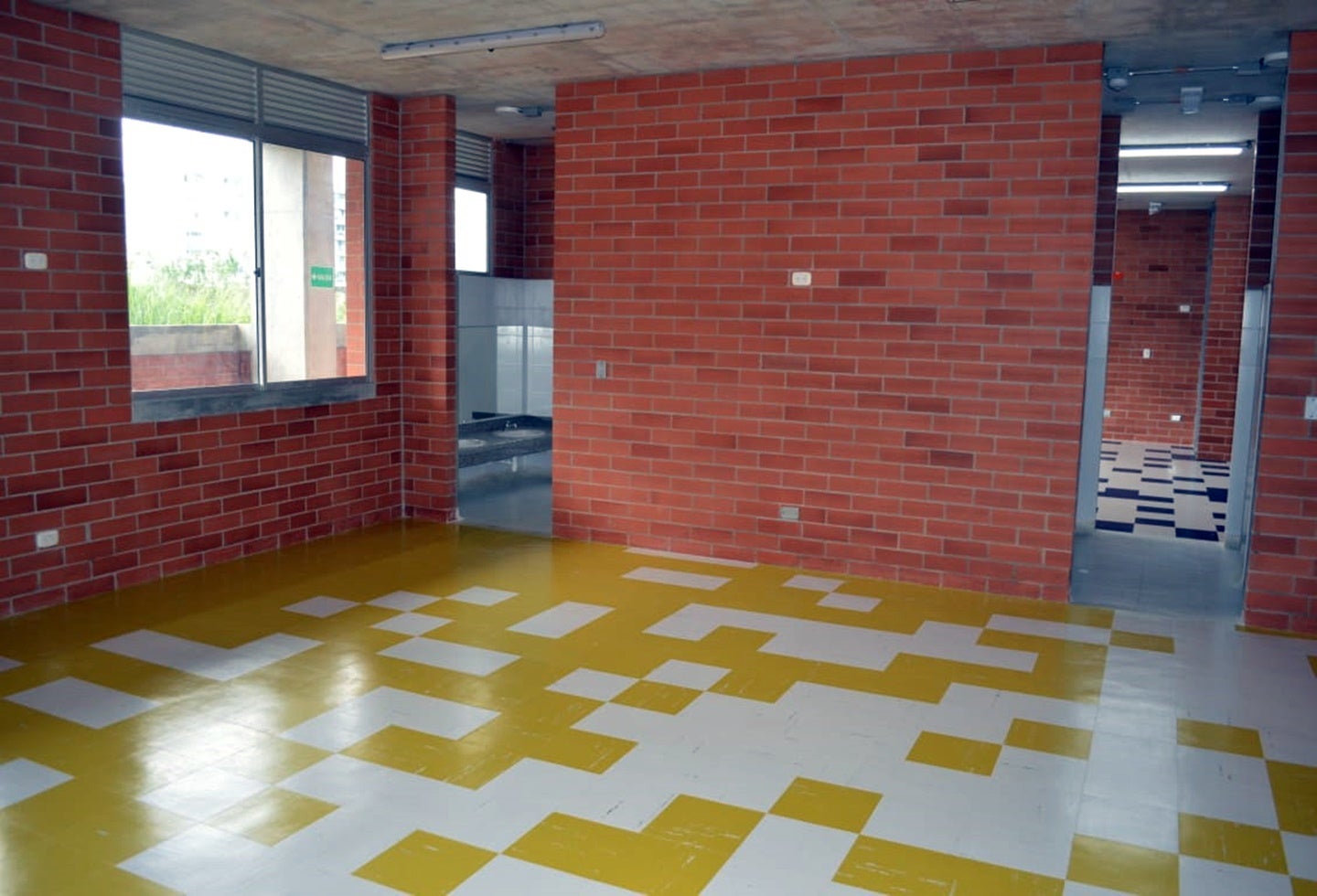 2--Colegio Ciudad Luz