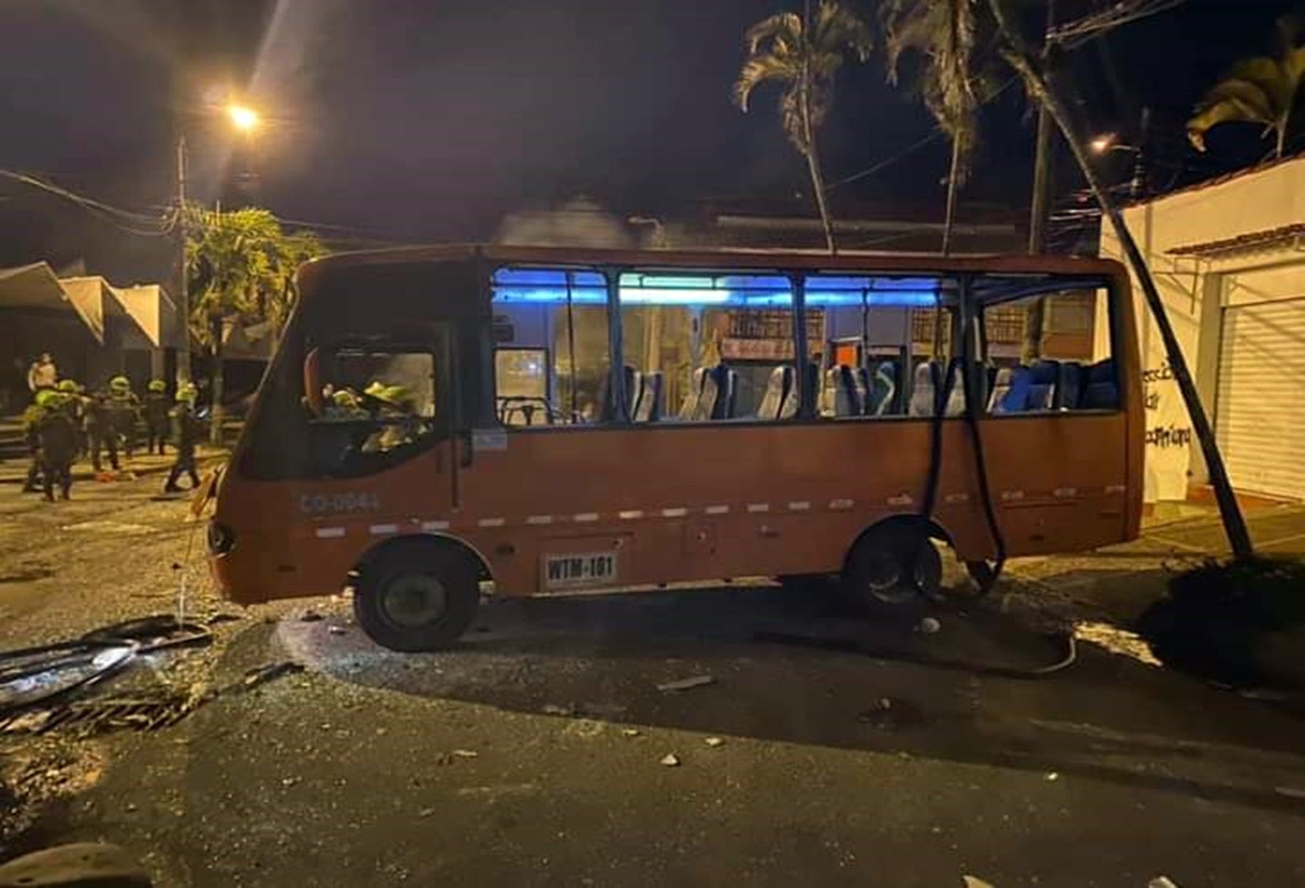 Busetas quemada en Ibagué 8 de junio