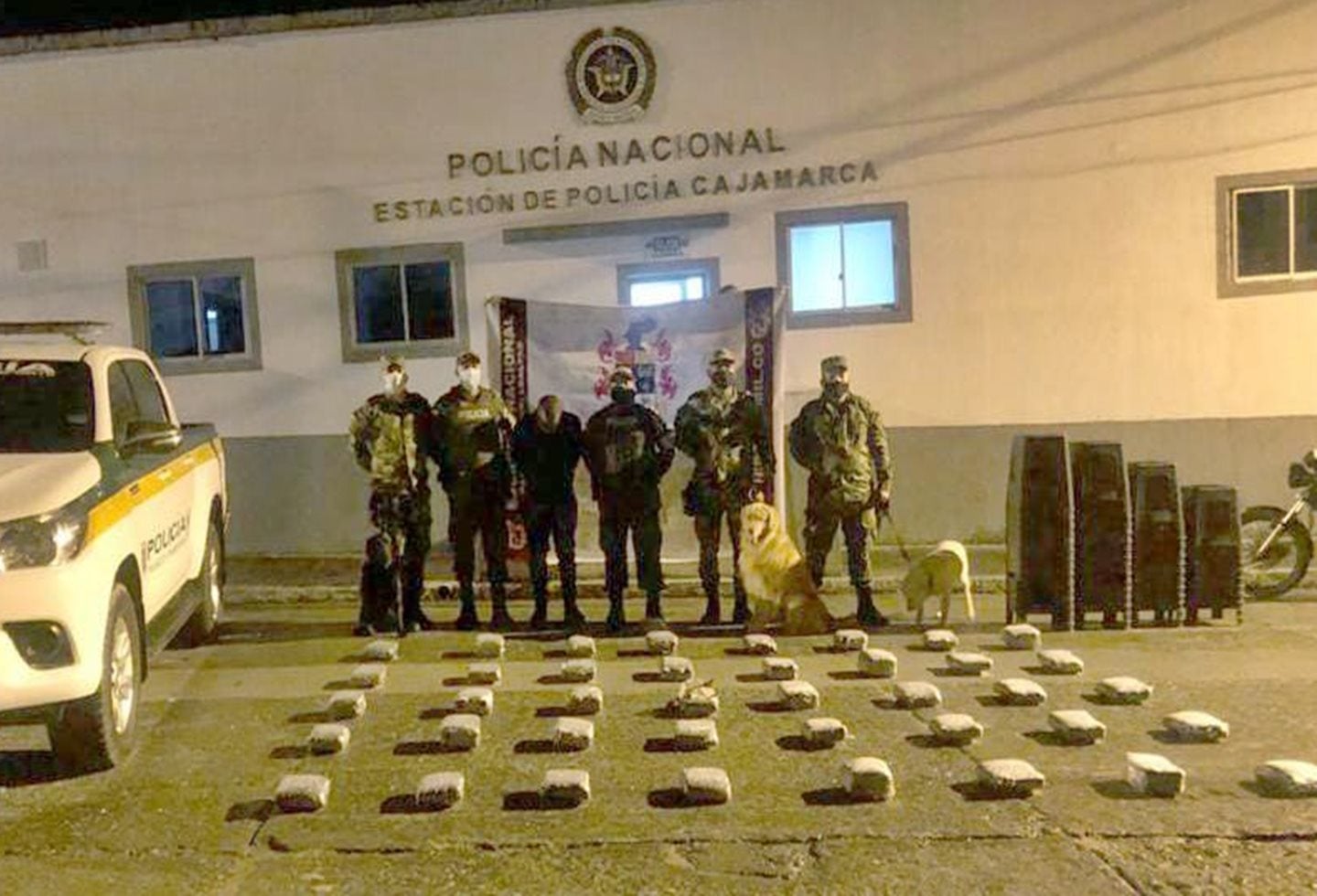 Ejército y Policía incautaron más de 63 kilogramos de marihuana en la vía a Cajamarca