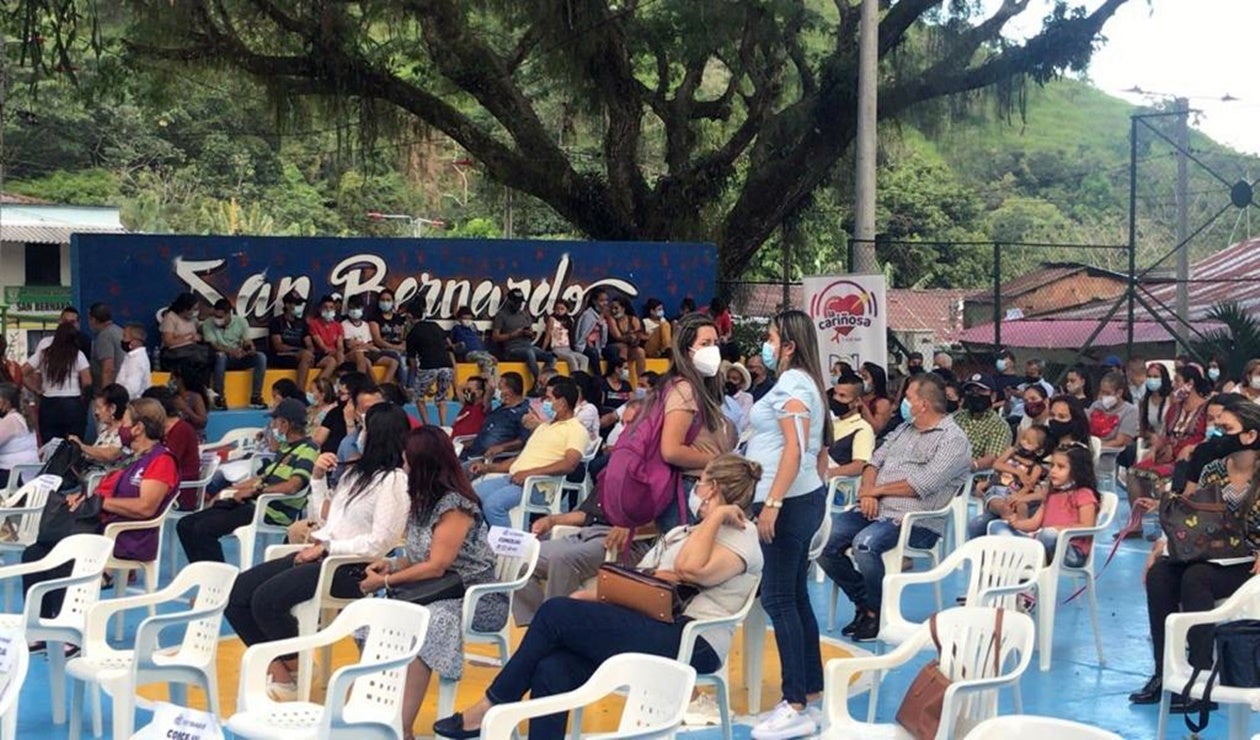Alumbrado público San Bernardo Ibagué