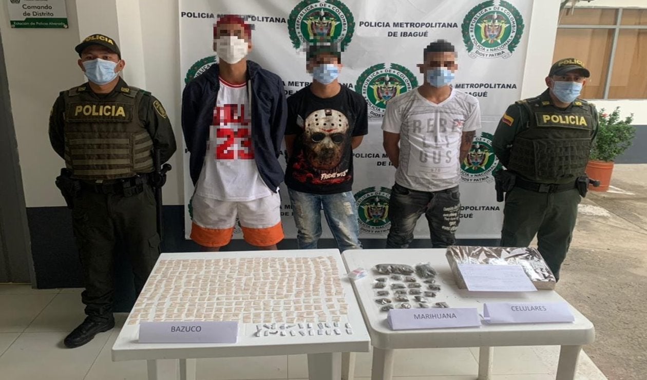 Sorprendieron a tres extranjeros con más de 1000 dosis de estupefacientes en Alvarado