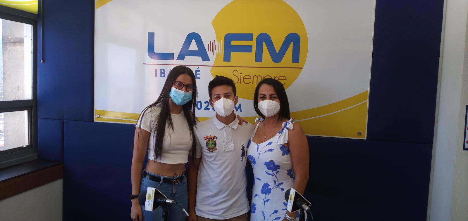 Mario Manrique - Nancy Urquijo