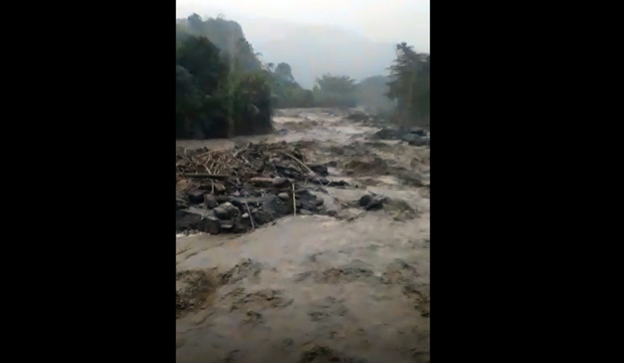2 desbordamiento rio Combiema en Ibagué