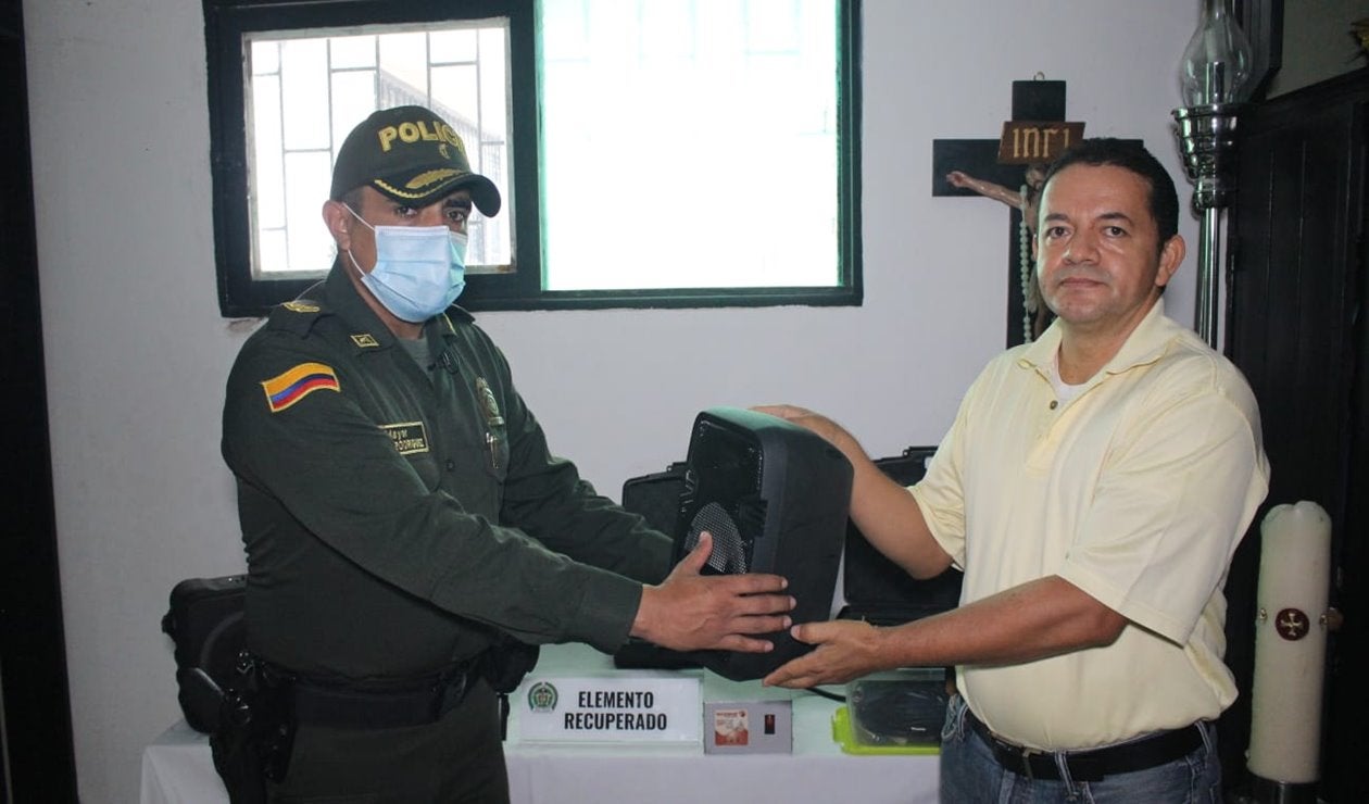Recuperaron elementos que habían sido robados de la parroquia Santísima Trinidad de Las Brisas