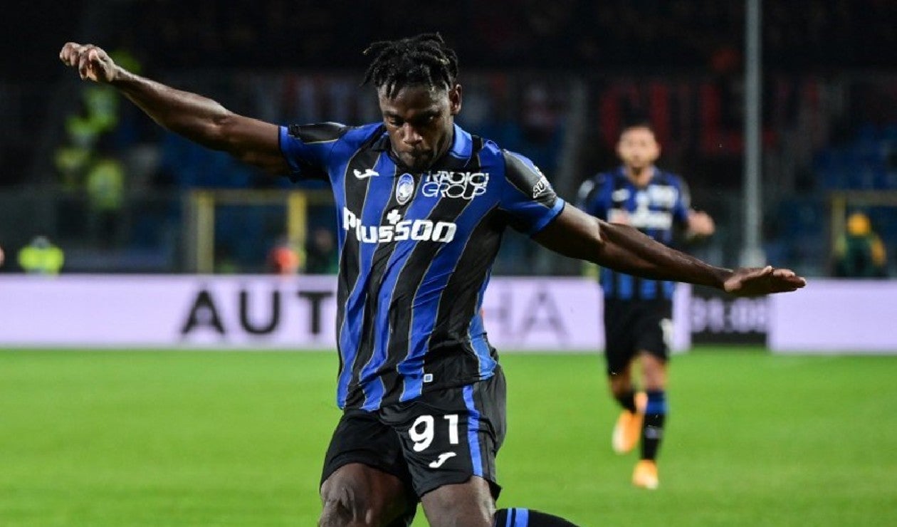 Duván Zapata, gol con Atalanta por Champions