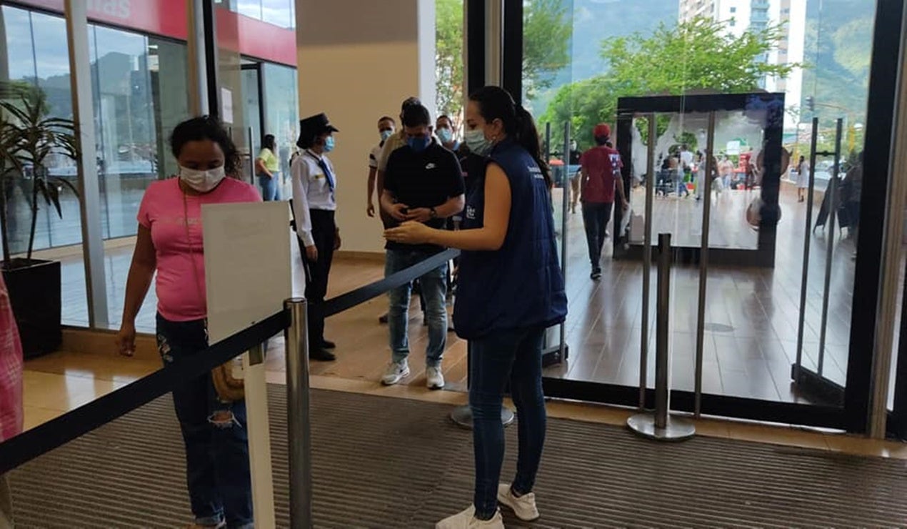 Inspección de protocolos en el comercio de Ibagué