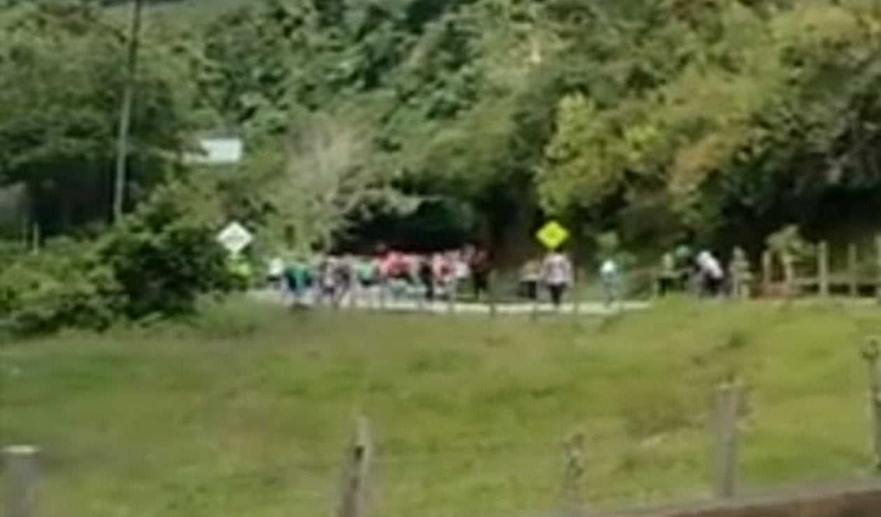 Se agarraron hinchas del Quindío y América en la vía Fresno – Manizales