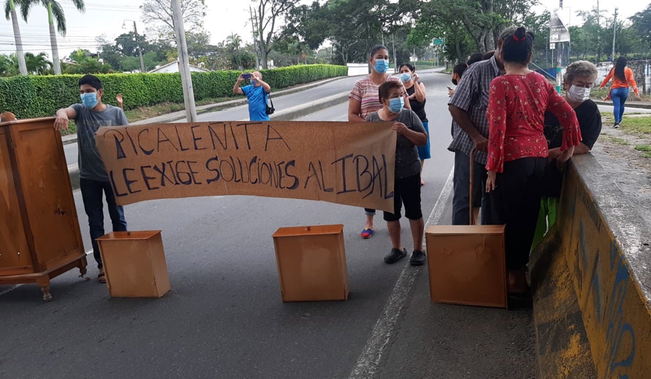 Picaleñita sin agua en Ibagué