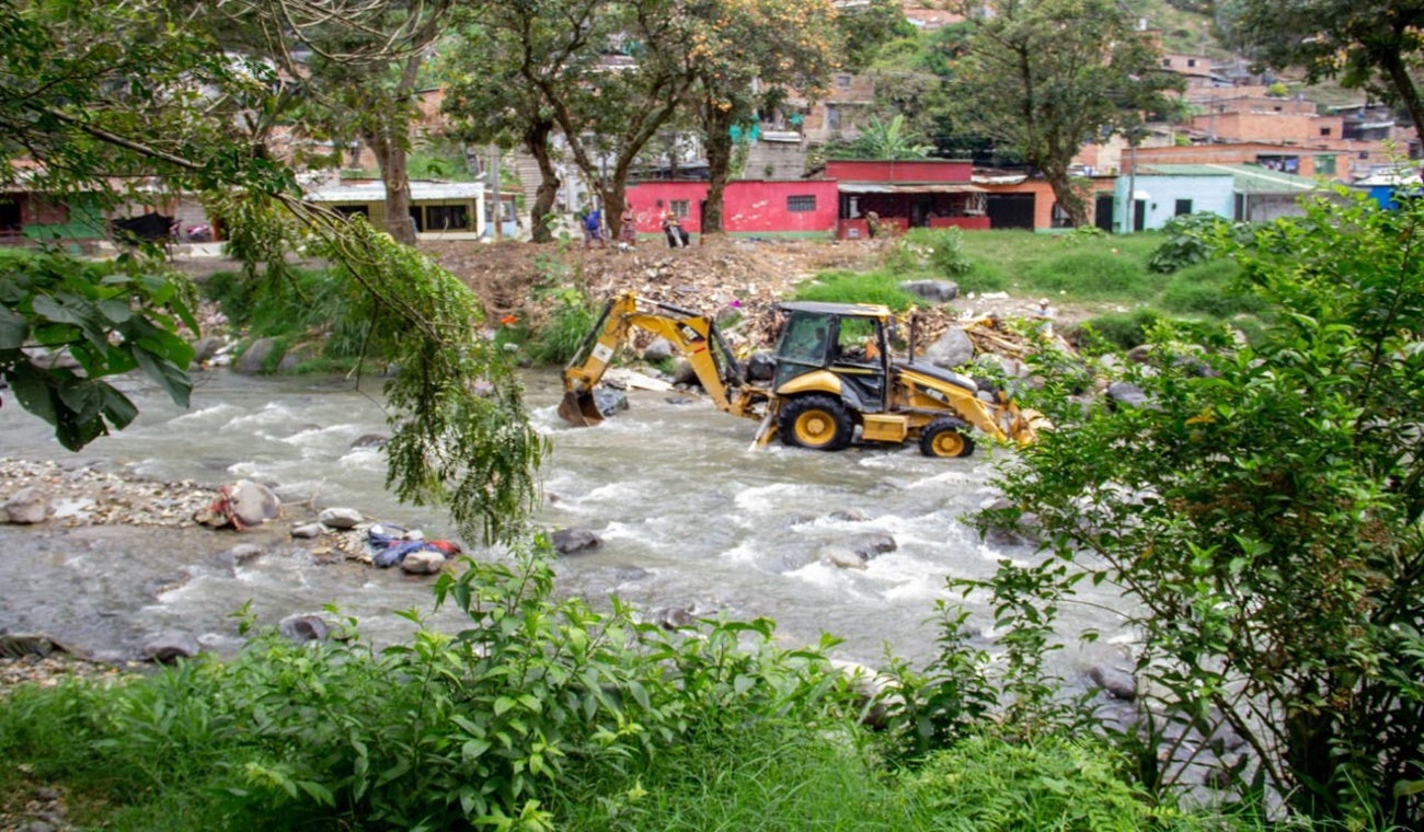Maquinaria Amarilla, Secretaría de Ambiente y Gestión del Riesgo