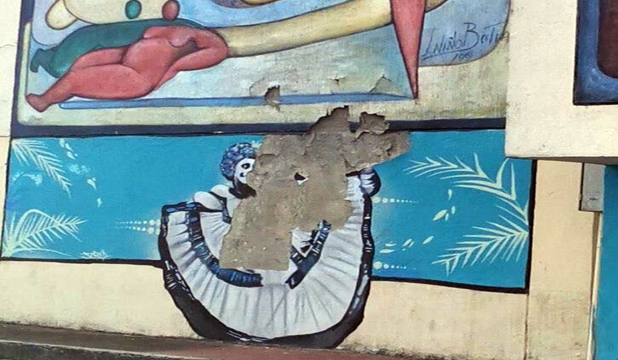 Fachada biblioteca Soledad Rengifo