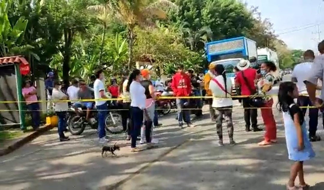 Vía cerrada Chaparral