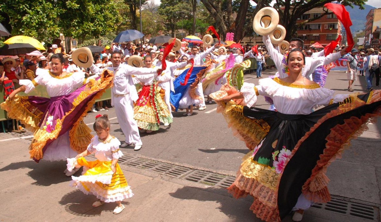 Desfile Festival Folclórico Ibagué