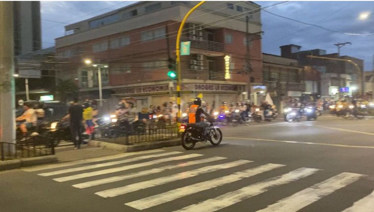 Sin embargo, en Neiva, Gustavo Petro ganó con 87.682 equivalentes al (49,73%) y Rodolfo Hernández 84.962 (48,18%).