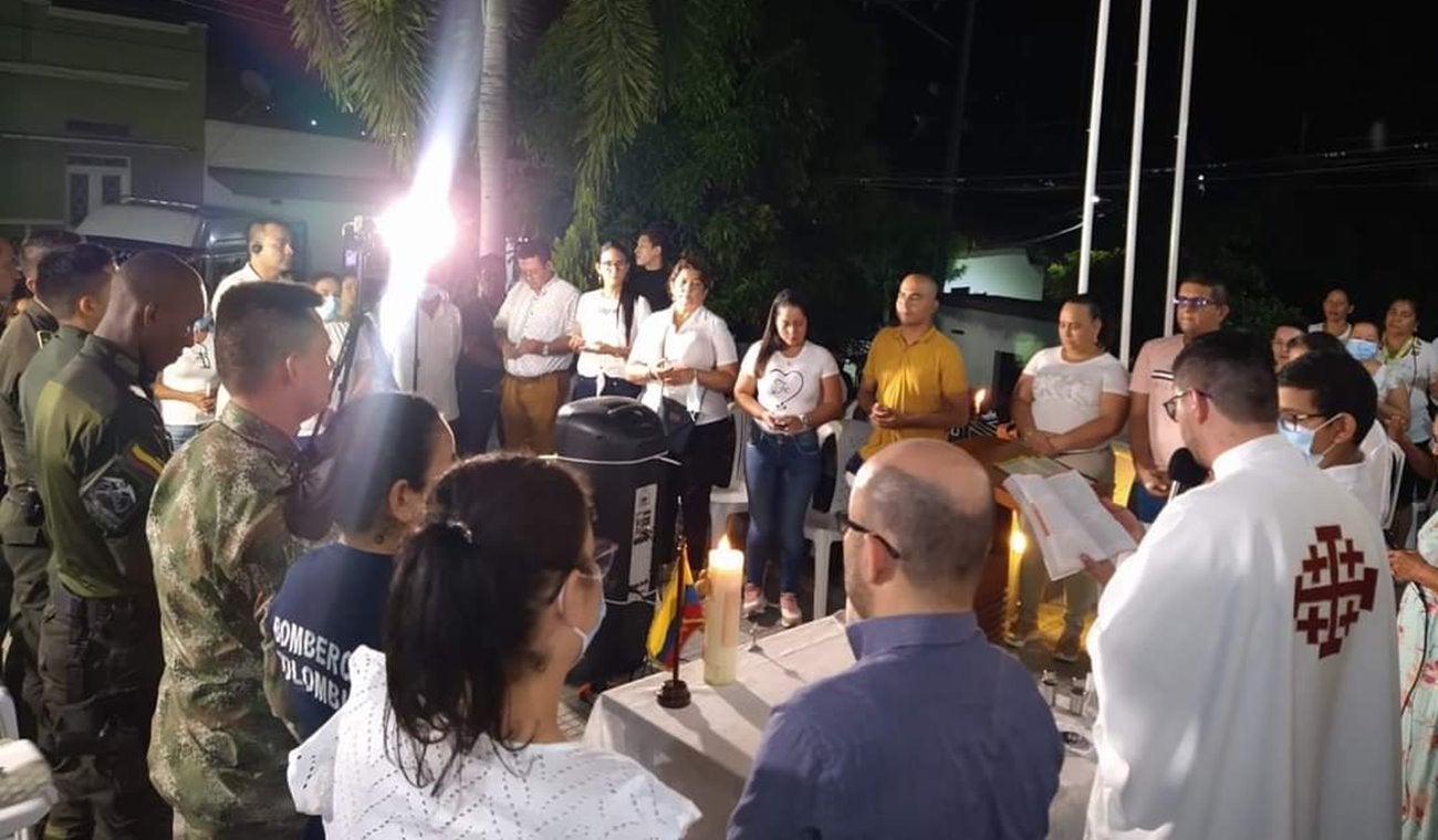 Se adelantó Velatón de acompañamiento a los policías en Venadillo