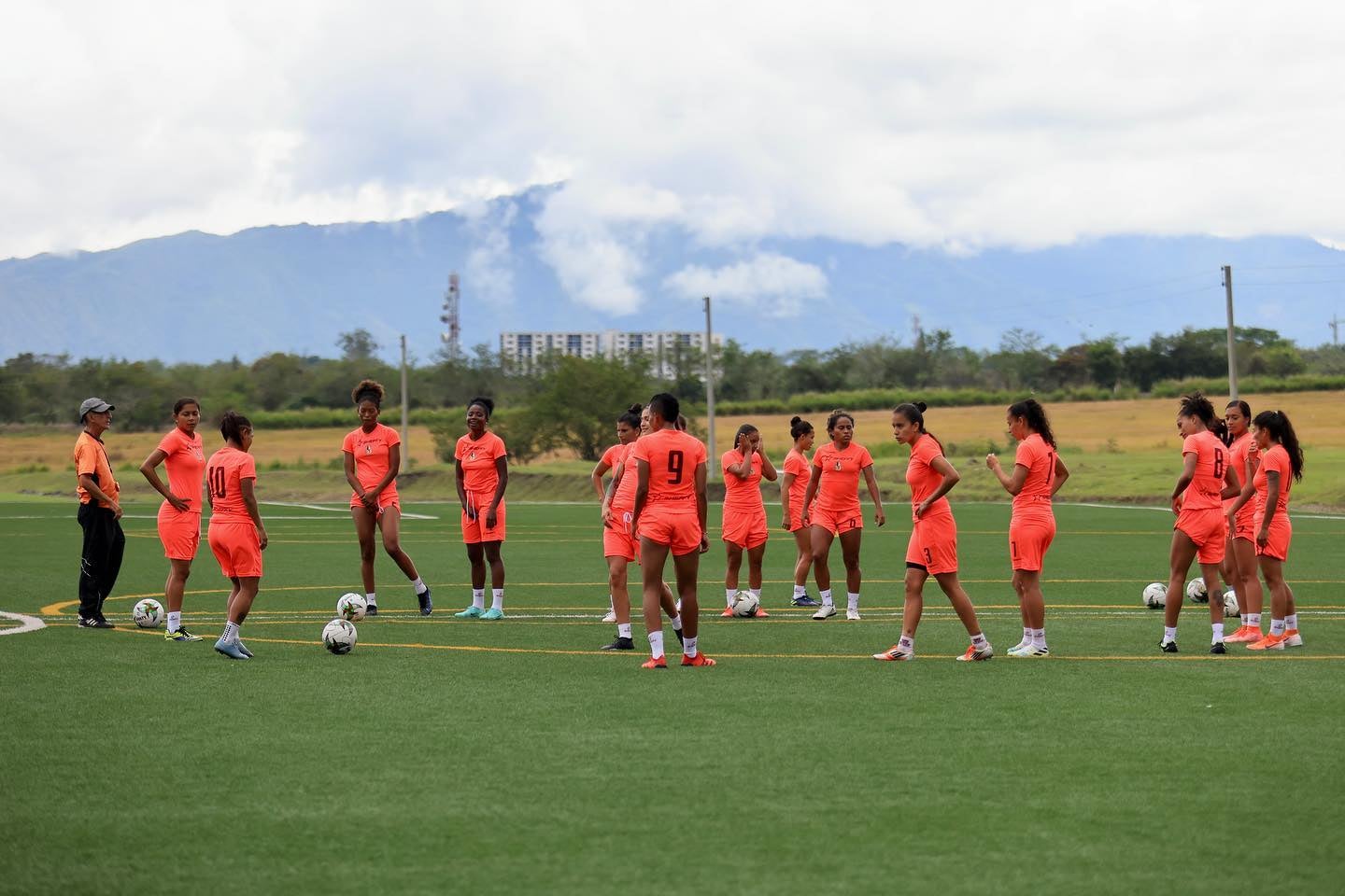 Deportes Tolima femenino - sede San Gabriel
