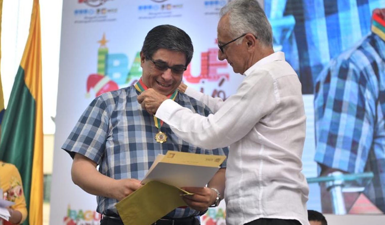 Orden Ciudad de Ibagué a Veliz Mejía en 2019