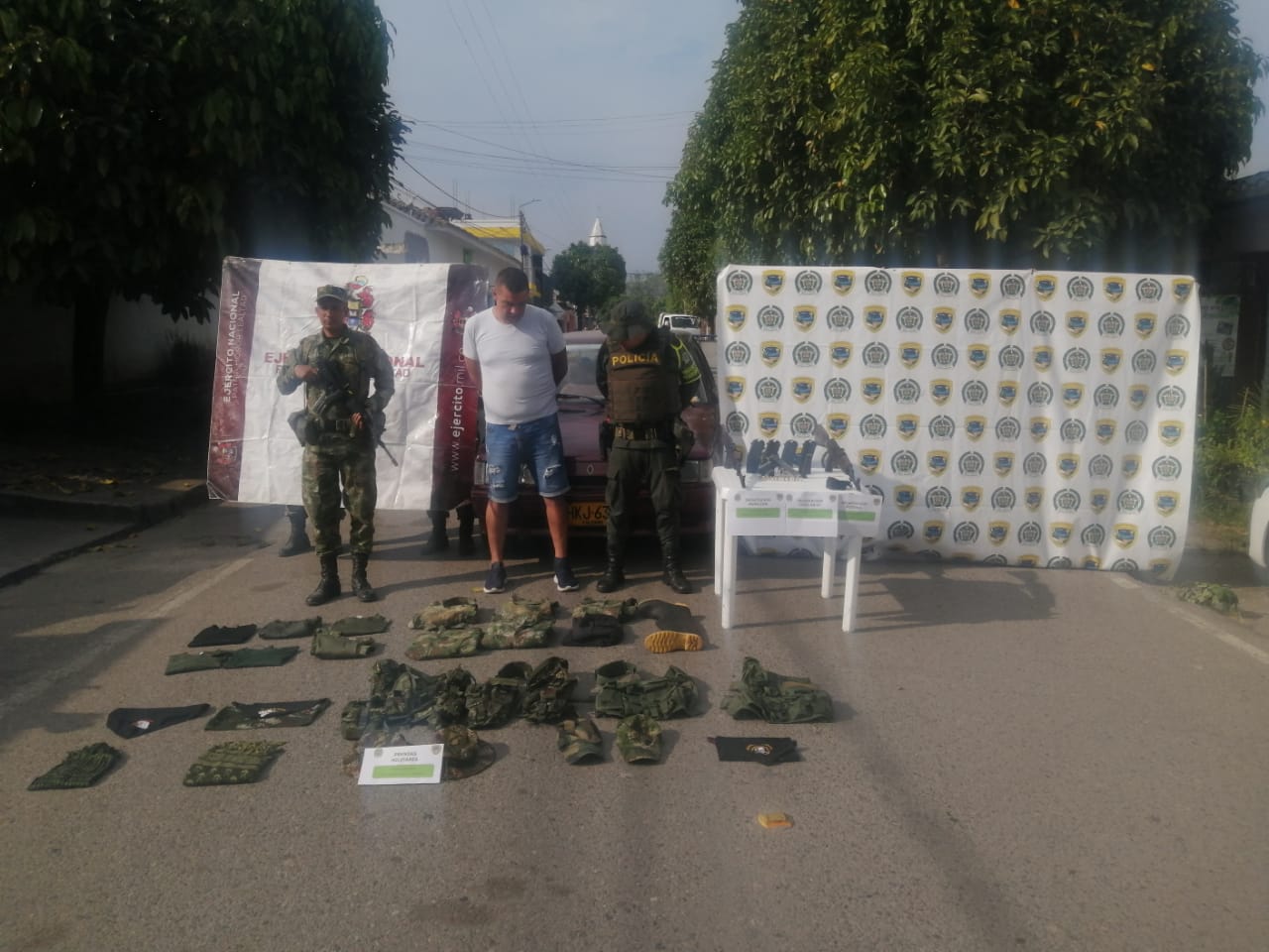 Capturado a responder por el uso armas traumáticas y prendas del Ejercito