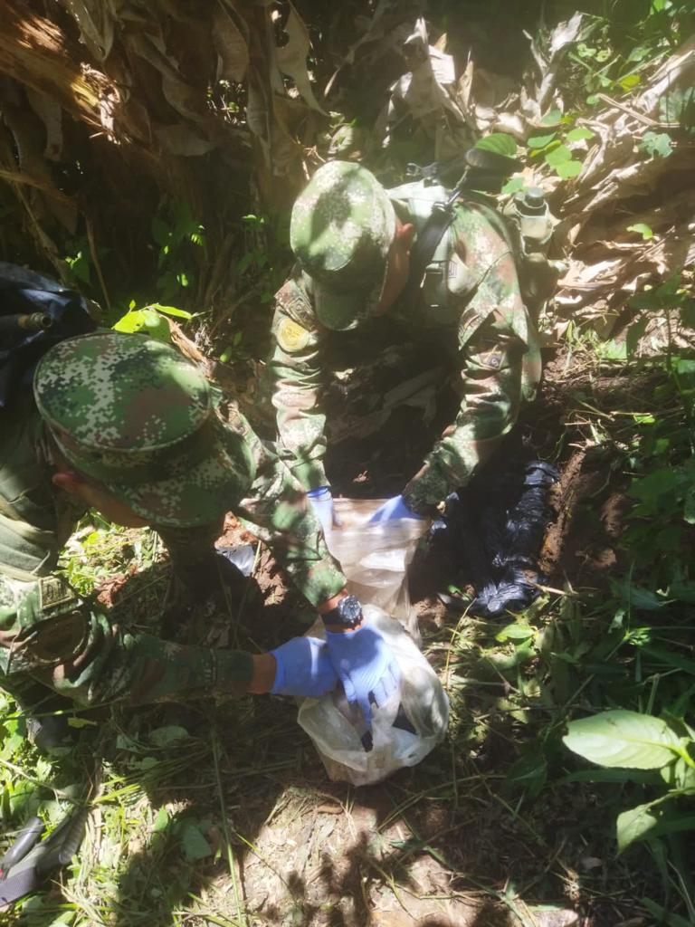 Decomiso de armamento en un depósito ilegal