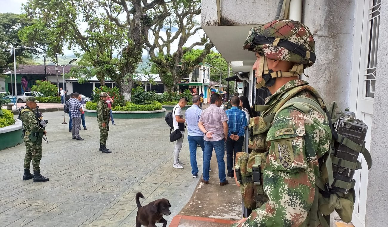 ¡Seguridad! El Ejército Nacional se tomó el municipio de Rovira