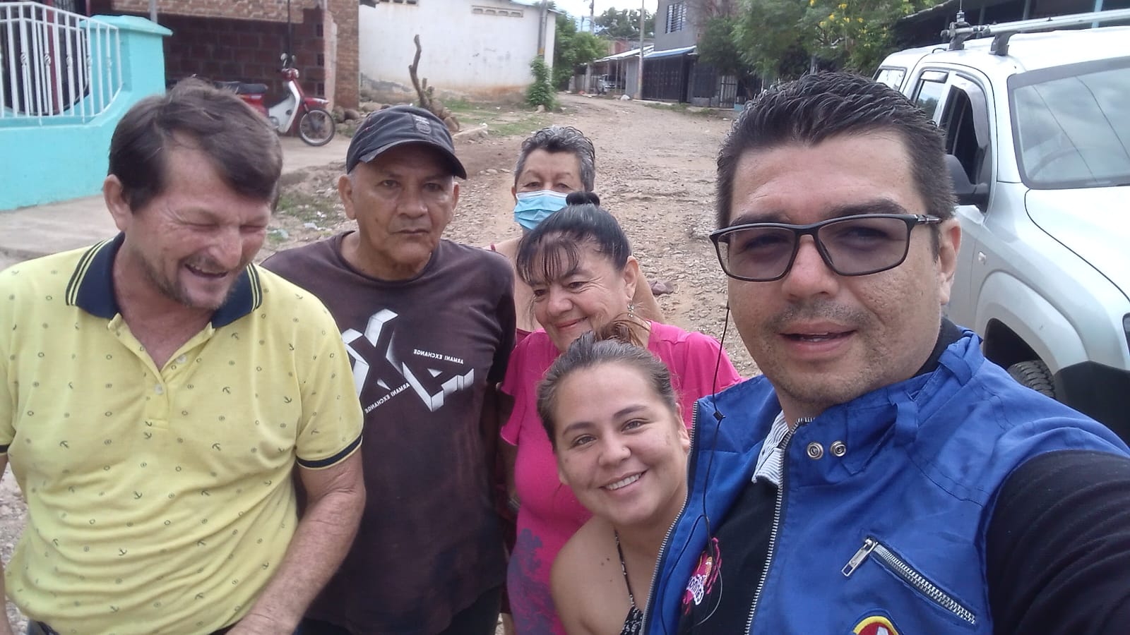 Obras de cambio de alcantarillado afectan a ciudadanos