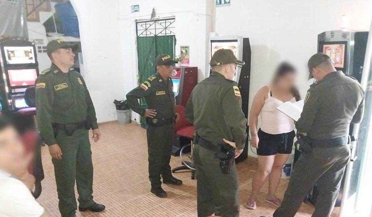 ¡Duro control a juegos de azar! La Metib se tomó establecimientos en Ibagué y Cajamarca