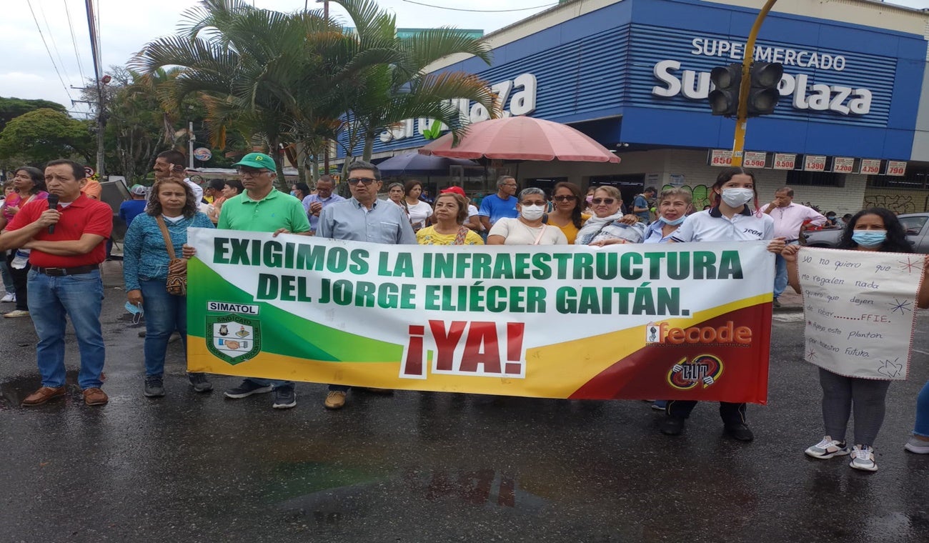 Marcha pacífica en la calle 37 con carrera Quinta de Ibagué