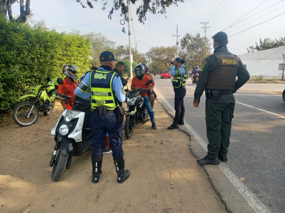 Ciudadanos sancionados: 25 personas capturadas, 80 comparendos