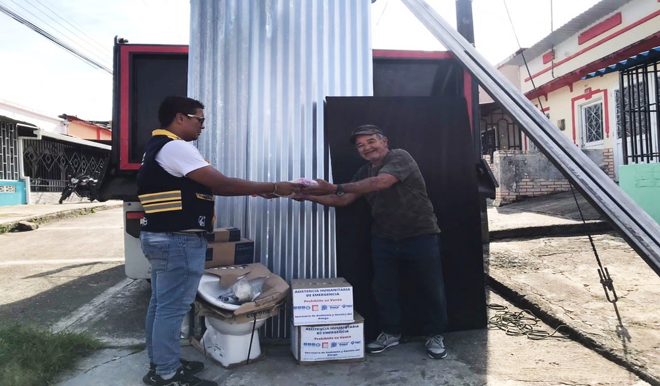 Entrega de ayudas humanitarias por parte de Gestión del Riesgo