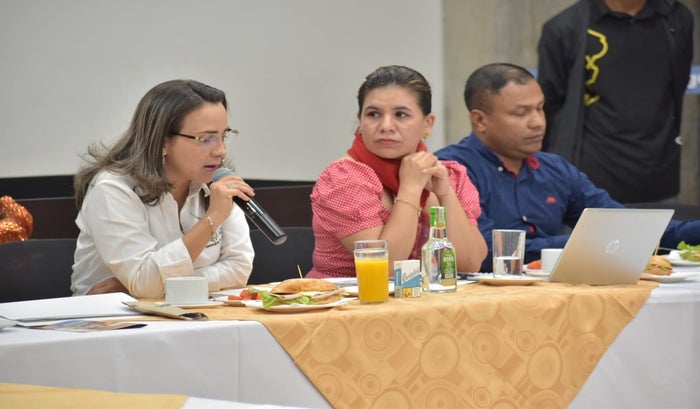 Licor y cigarillos adulterado Tolima