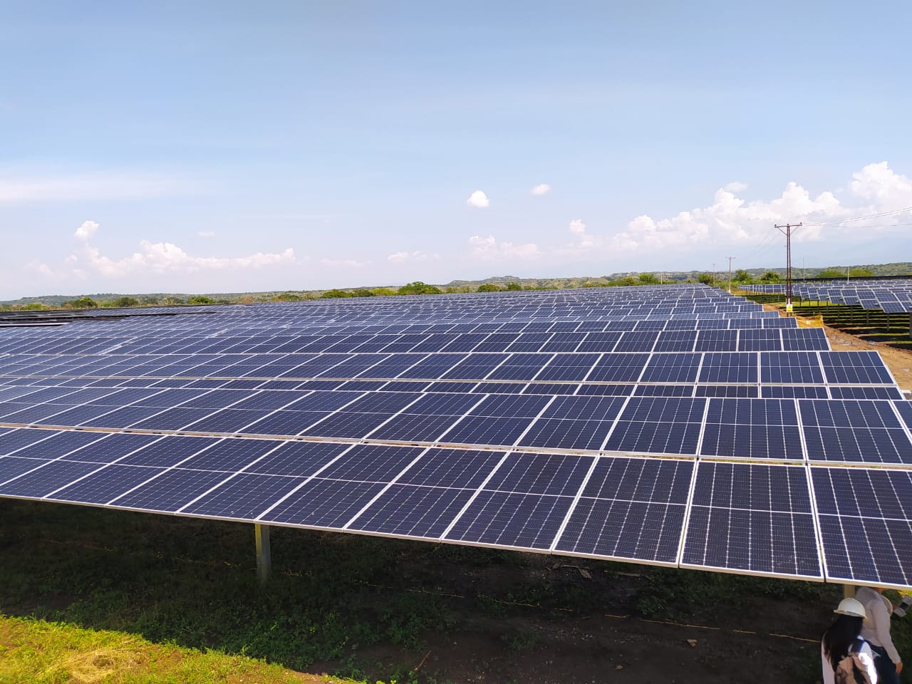 MinMinas y el presidente de Ecopetrol inauguran parque solar en Huila.