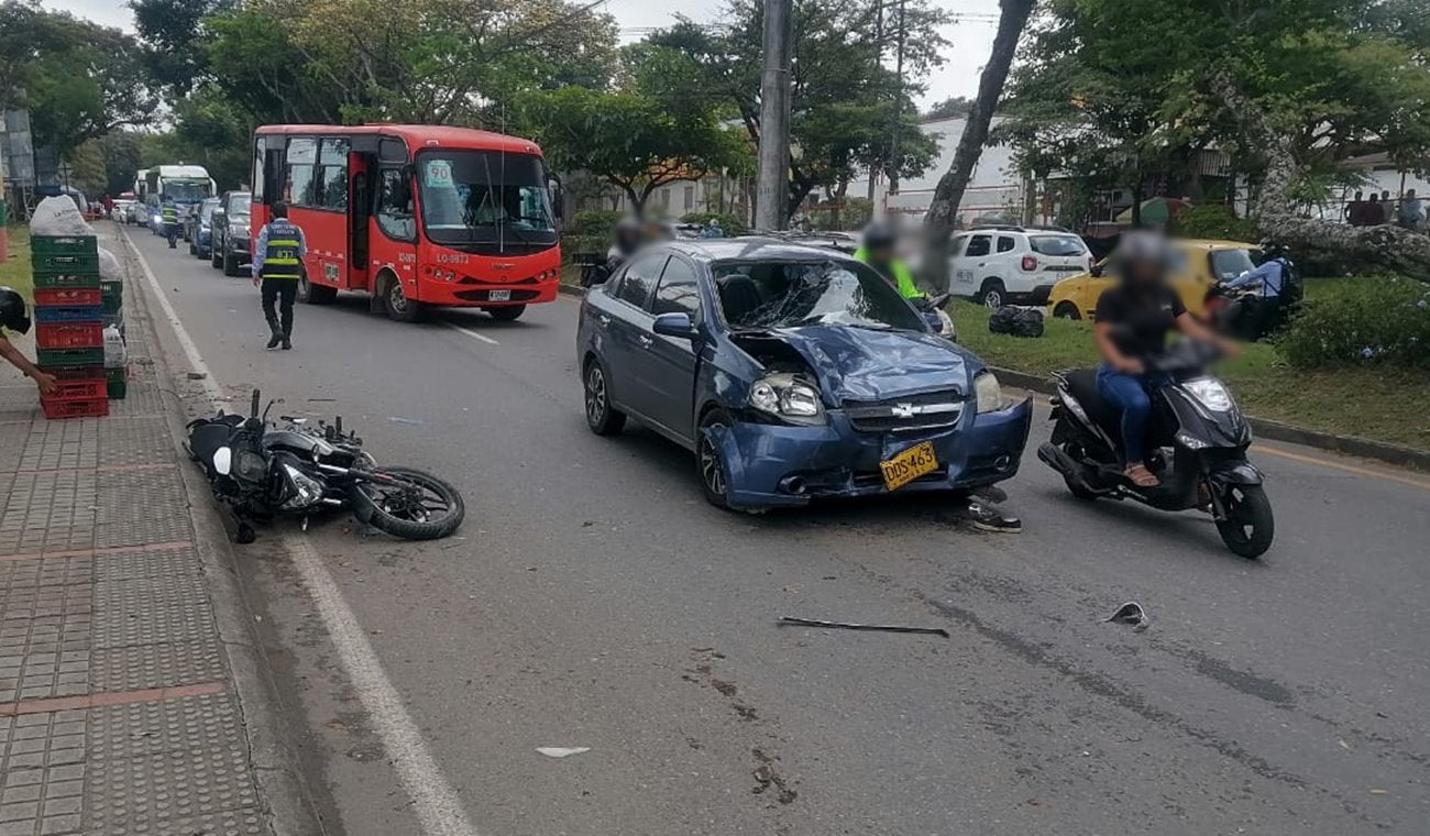 Violento accidente dejó tres lesionados sobre la Pedro Tafur en Ibagué