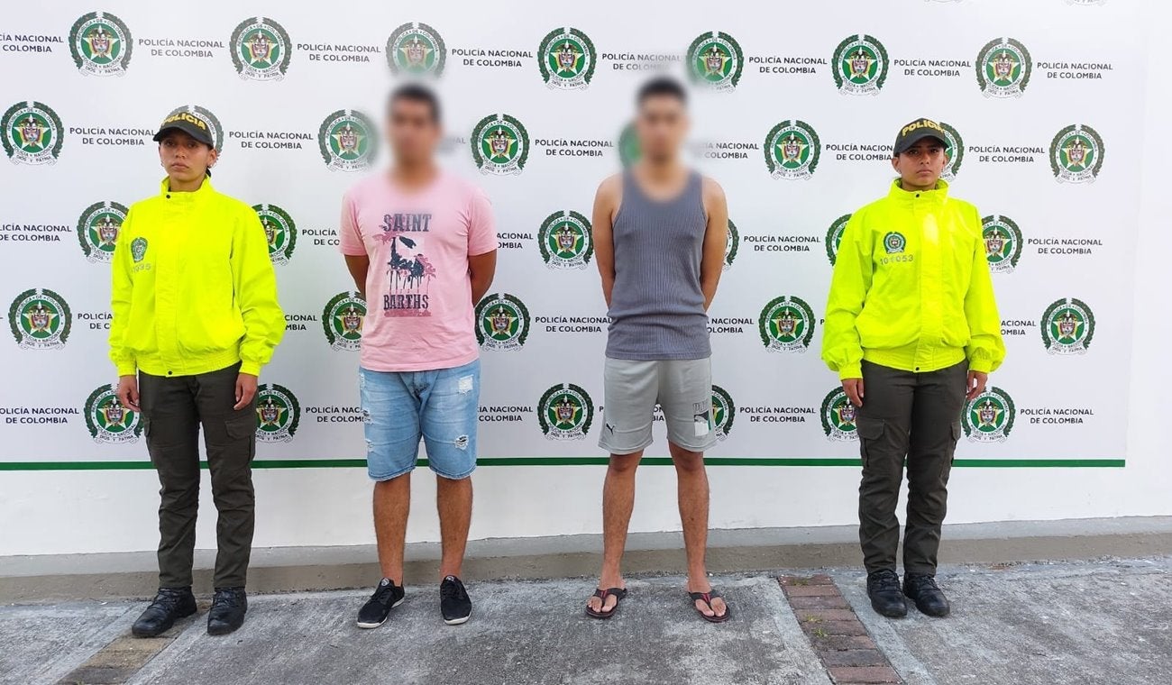 ¡Por fin! Capturaron a ‘Juanito’ y ‘Luisito’ por robar $300 millones de una empresa de confección de botas en Ibagué