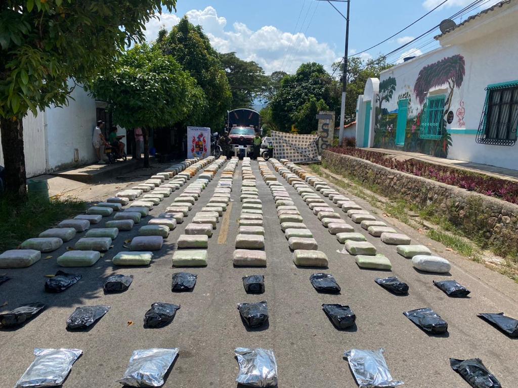 Marihuana que iba para Bogotá fue incautada en Huila.