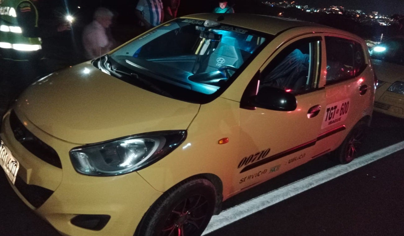 Autoridades entregaron taxi que había sido robado en el sector de la Variante en Ibagué