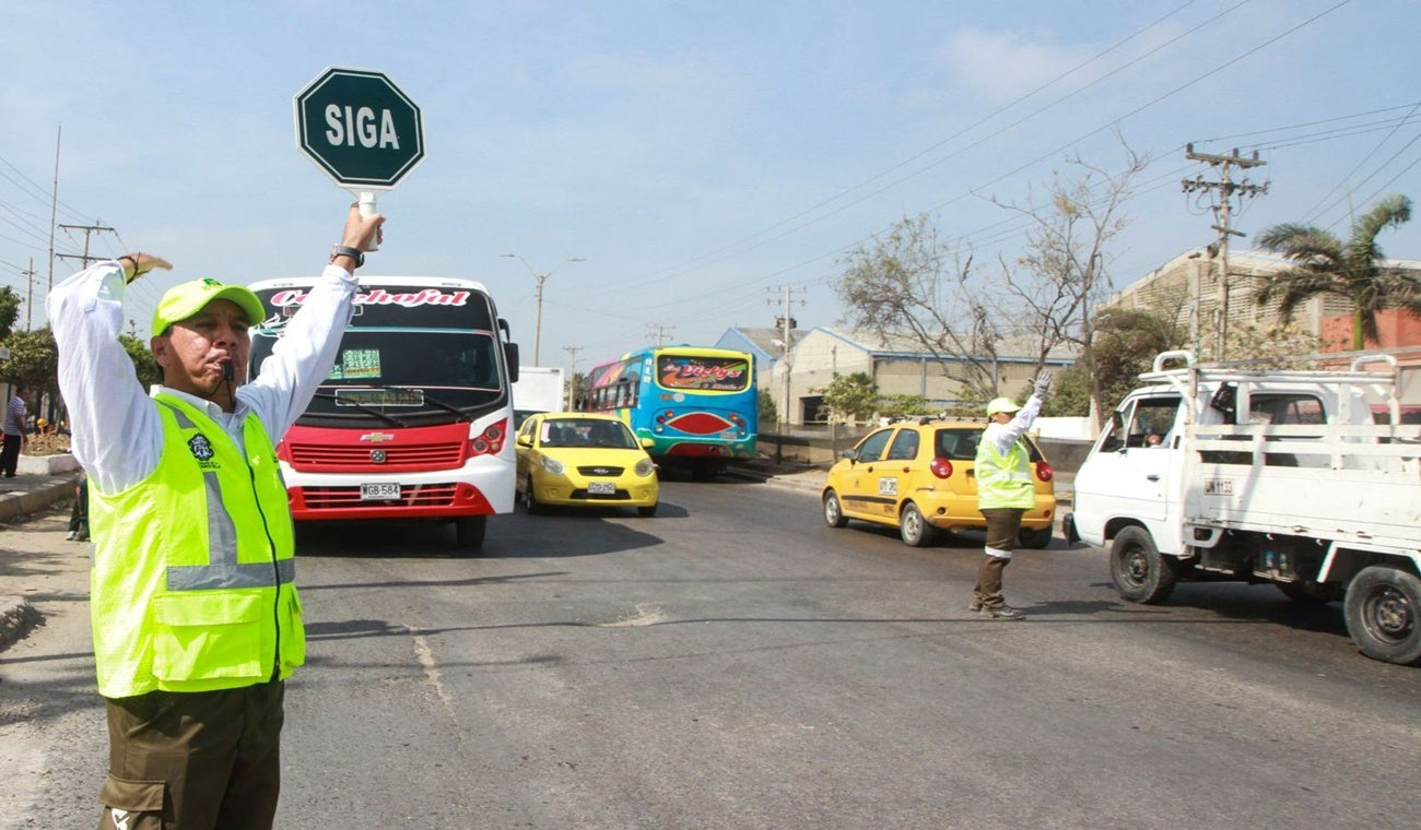 Paleteros en control de vías