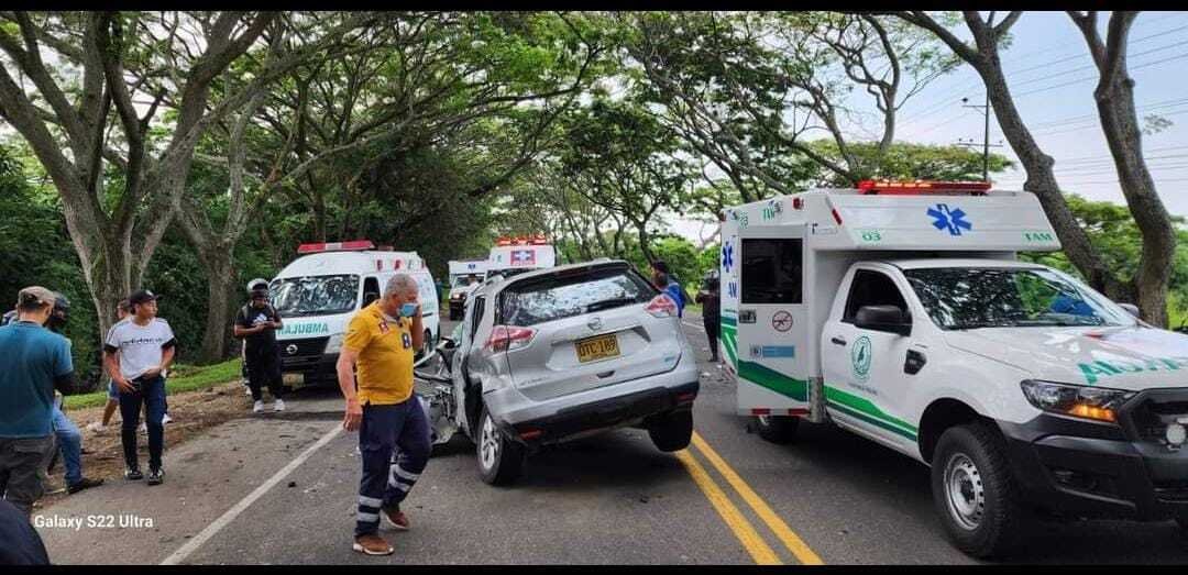 Foto Accidente Carro Gerencia Hospital San Rafael