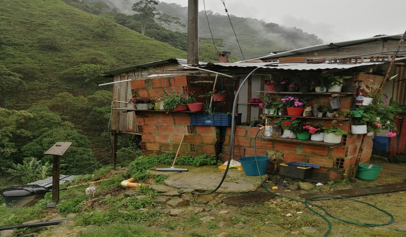 Casa afectada por lluvias Chaparral