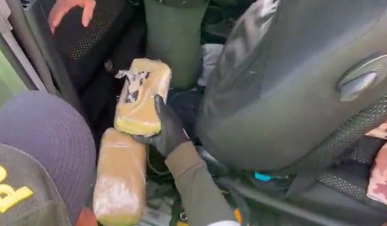 ¡Vuelve y Juega! Capturaron dos sujetos que se movilizaban con 18 mil dosis de clorhidrato de cocaína por vías de Coyaima