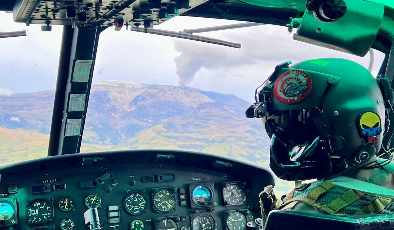 Las tripulaciones de la Fuerza Aérea continúan custodiando el Nevado del Ruiz
