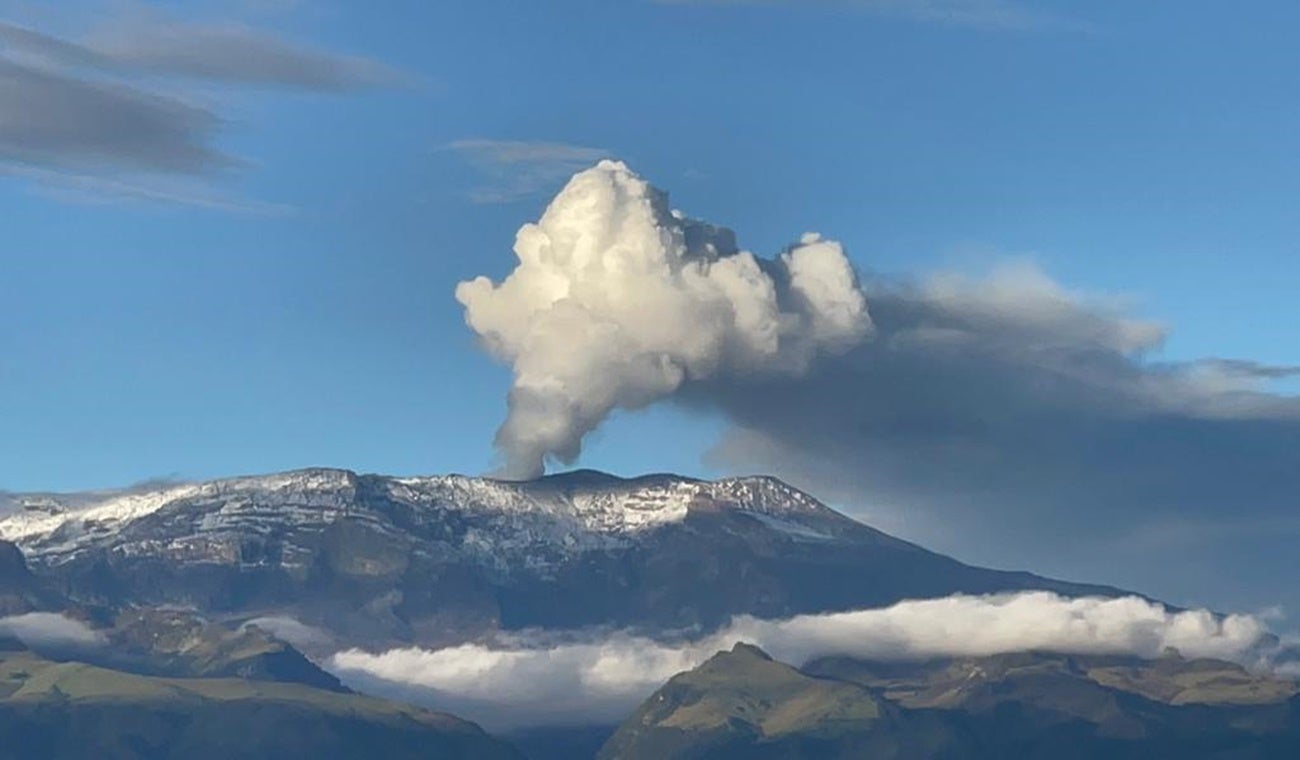 Volcan Nevado del Ruiz cenizas 2
