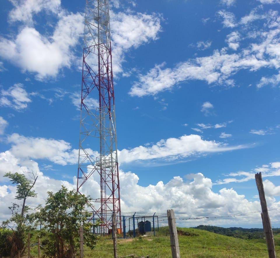 Torre de telefonía móvil.