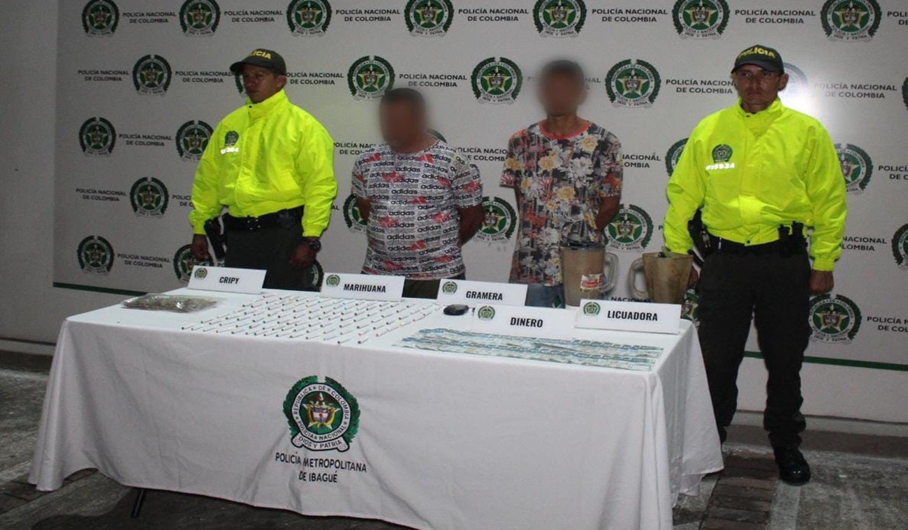 ¡Que belleza de familia! Cogieron a padre e hijo con más de 300 dosis de estupefacientes en El Claret