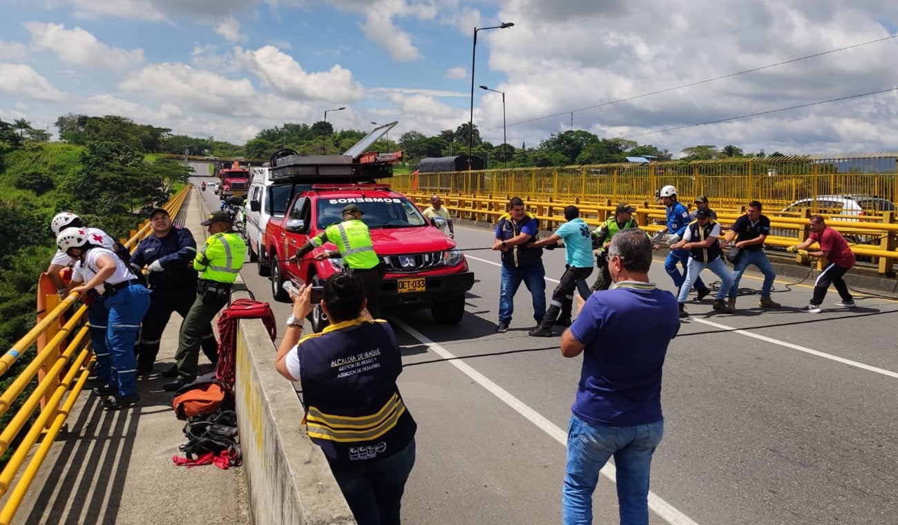 ¡Preocupante! En menos de 12 horas, dos personas se lanzaron del puente de la variante en Ibagué