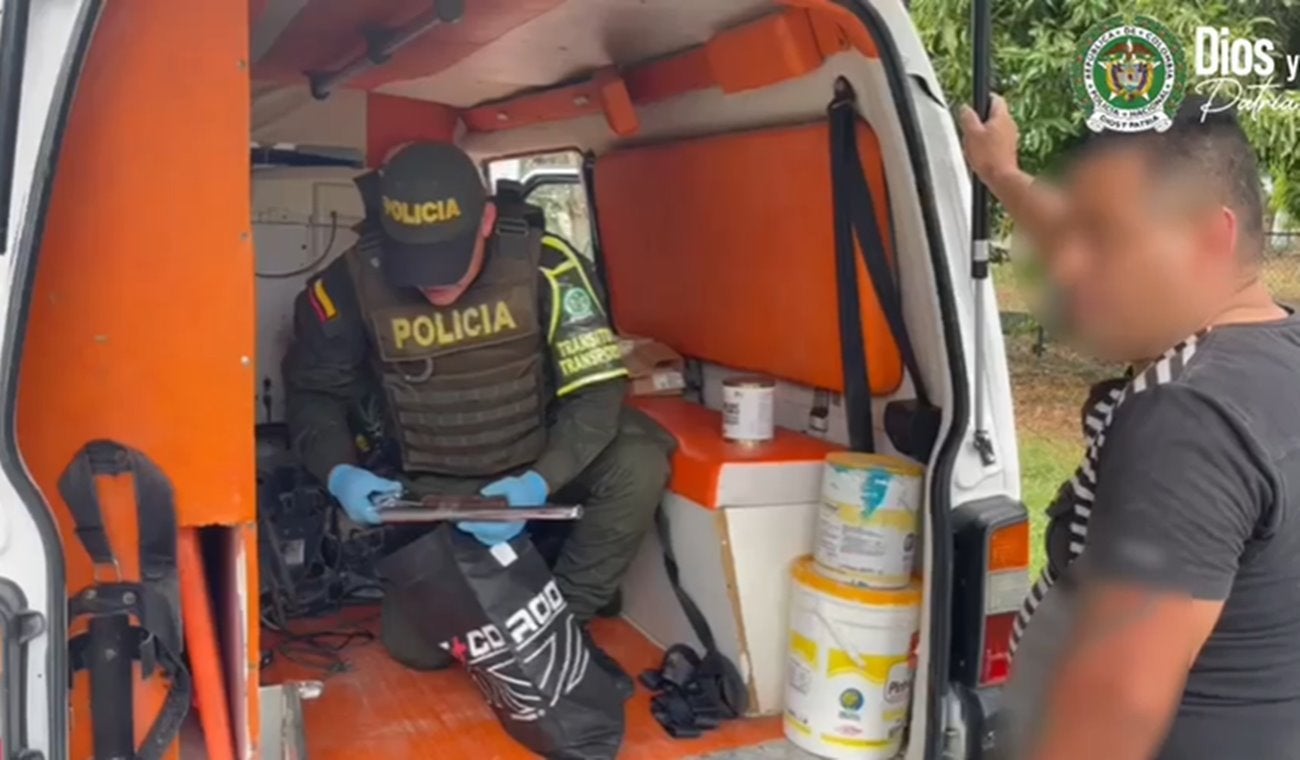 ¡Qué tal! Sujeto transportaba armas de fuego y municiones en una ambulancia a su paso por Coyaima
