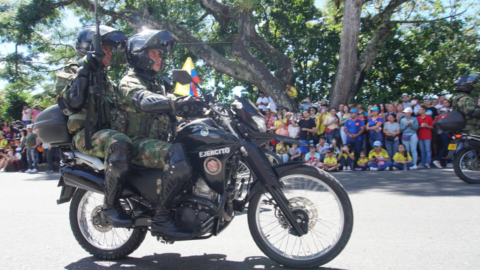 Desfile 20 de julio en Ibagué