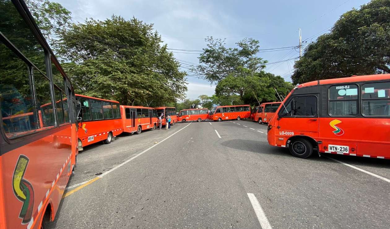 Paro de busetas en Ibagué.