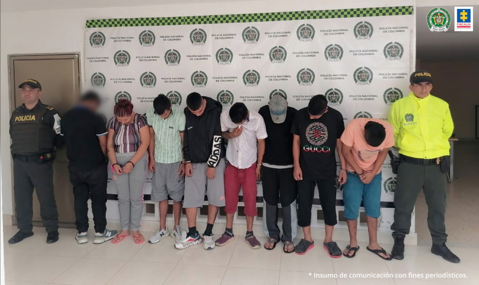 Fueron privados de la libertad siete adultos y aprehendido un adolescente de 15 años de edad.